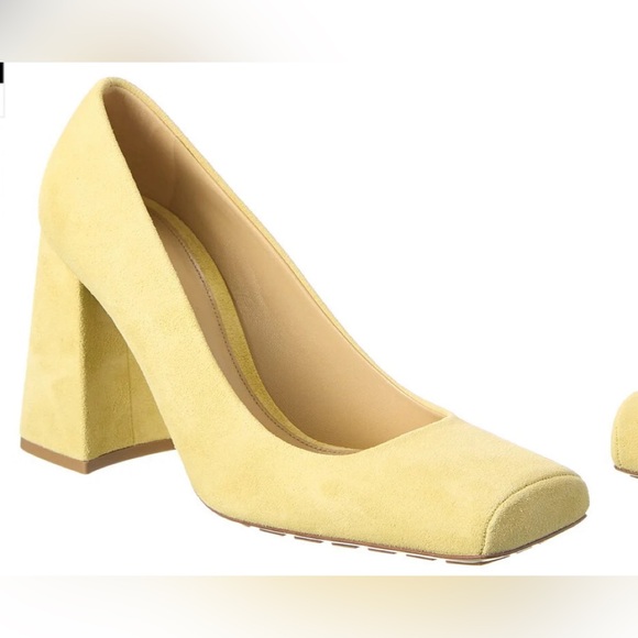 Bottega Veneta suede pump